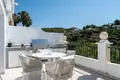 Mieszkanie 2 pokoi 111 m² Benahavis, Hiszpania