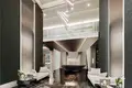 Complexe résidentiel New high-rise residential complex with swimming pools and a spa in the central business district of Bangkok, Thailand