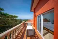 Condo z 2 sypialniami 129 m² West Bay, Honduras