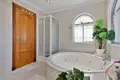 Haus 4 Schlafzimmer 236 m² Dos Hermanas, Spanien
