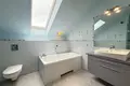 Haus 8 zimmer 330 m² in Warschau, Polen