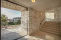 Villa de tres dormitorios 428 m² Montenegro, Montenegro