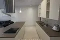 Apartamento 4 habitaciones  en Koinoteta Parekklesias, Chipre
