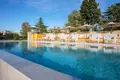 Hotel 758 m² Umag, Kroatien