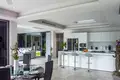 Вилла 5 спален 360 м² Си Сунтон, Таиланд
