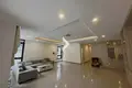 6 bedroom villa 426 m² Sangkat Chrang Chamreh Muoy, Cambodia