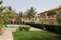 Dom 26 pokojów 1 354 m² Sukuta, Gambia
