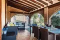Haus 4 Schlafzimmer 356 m² Dos Hermanas, Spanien