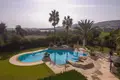 4-Schlafzimmer-Villa 430 m² in Parekklisia, Zypern
