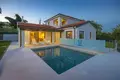 4 bedroom house 203 m² Nova Vas, Croatia