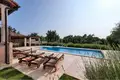 Villa de 5 pièces 294 m² Opcina Svetvincenat, Croatie