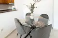 Mieszkanie 3 pokoi 60 m² Torrevieja, Hiszpania