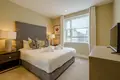 2 bedroom apartment 8 m² in London, United Kingdom