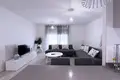 Mieszkanie 2 pokoi 87 m² Dos Hermanas, Hiszpania