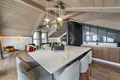Chalet 4 Schlafzimmer  in Courchevel, Frankreich