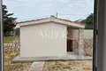 4 bedroom house 214 m² Barbat, Croatia