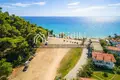 Земельные участки 8 000 м² Каландра, Греция