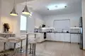 Mieszkanie 5 pokojów 300 m² Chloraka, Cypr