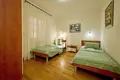Mieszkanie 4 pokoi 131 m² Sveti Stefan, Czarnogóra