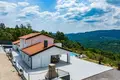 Dom 5 pokojów 310 m² Grad Pazin, Chorwacja
