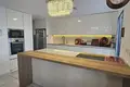 Haus 4 Schlafzimmer 458 m² Dos Hermanas, Spanien