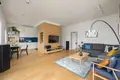 Mieszkanie 3 pokoi 87 m² Warszawa, Polska
