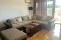 2 bedroom apartment 119 m² Petrovac, Montenegro
