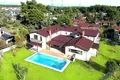 Willa 13 pokojów 864 m² Kepez, Turcja
