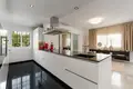 3 bedroom apartment 151 m² San Pedro Alcantara, Spain