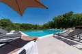 Dom 5 pokojów 420 m² Opcina Tinjan, Chorwacja