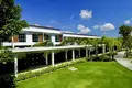 3 bedroom townthouse 214 m² Ban Bang Thao, Thailand