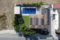 5 bedroom house 480 m² Oroklini, Cyprus