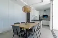 Haus 4 Schlafzimmer 580 m² Dos Hermanas, Spanien