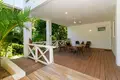 Кондо 1 спальня 158 м² West Bay, Гондурас