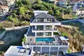 Villa de 4 dormitorios 300 m² Kargicak, Turquía