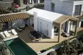 4 bedroom Villa 210 m² Gumusluk, Turkey