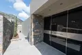 4-Schlafzimmer-Villa 270 m² Mandres, Griechenland