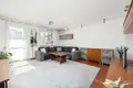 Mieszkanie 3 pokoi 76 m² Warszawa, Polska