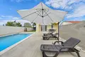 Villa de tres dormitorios 125 m² Pola, Croacia