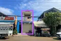 Casa 3 habitaciones 90 m² en Sangkat Chak Angrae Leu, Camboya