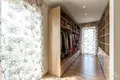 Haus 6 zimmer 312 m² Riga, Lettland
