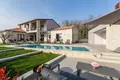 Casa 4 habitaciones 300 m² Opcina Tinjan, Croacia