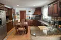 Haus 5 Schlafzimmer 430 m² Dos Hermanas, Spanien
