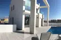 Dom 4 pokoi 260 m² Orihuela, Hiszpania