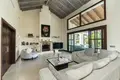 5 bedroom house 647 m² Benahavis, Spain