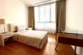 Piso independiente 3 habitaciones 132 m² Na Kluea, Tailandia