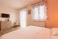 villa de 5 dormitorios 220 m² Roviño, Croacia