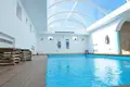 Villa de 4 dormitorios 600 m² Zygi, Chipre