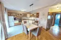 7 room house 250 m² Pustodol, Croatia