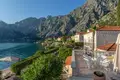 5-Schlafzimmer-Villa 530 m² Kunje, Montenegro